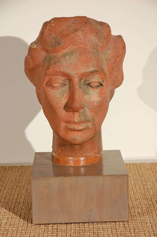 Terrakotta-Büste einer weiblichen Statue (Unbekannt) im Angebot