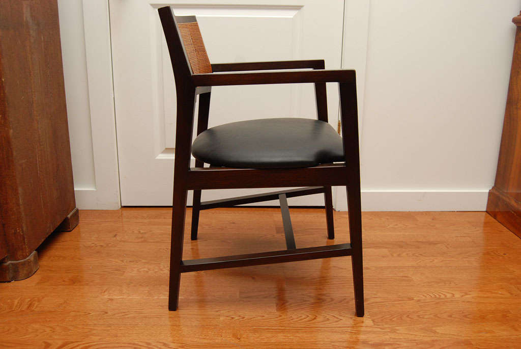 Dunbar Armchair In Good Condition For Sale In Hudson, NY