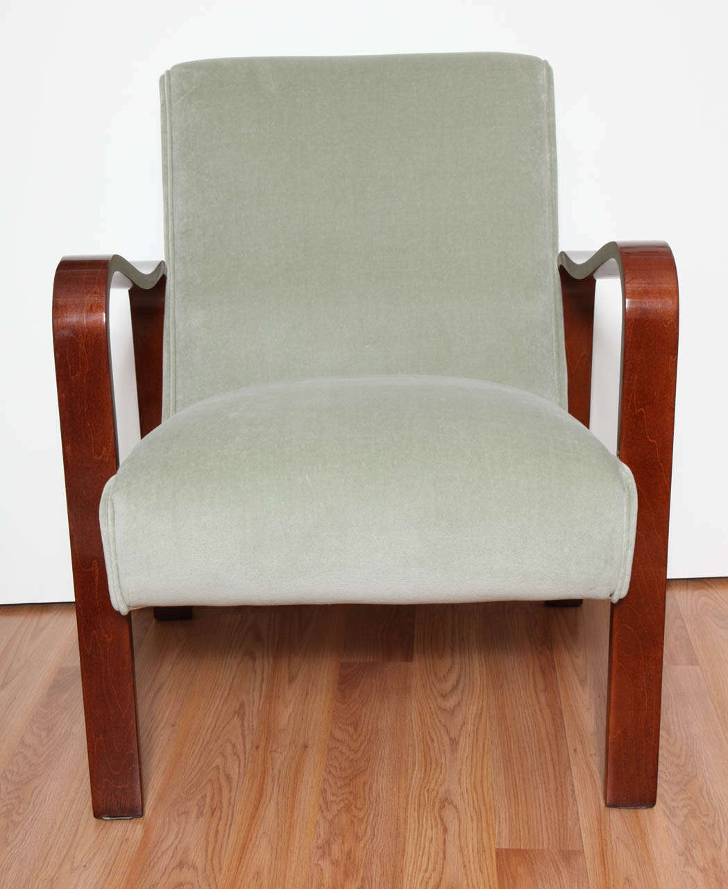Coton Paire de chaises longues et de canapés profilés par Thonet en vente