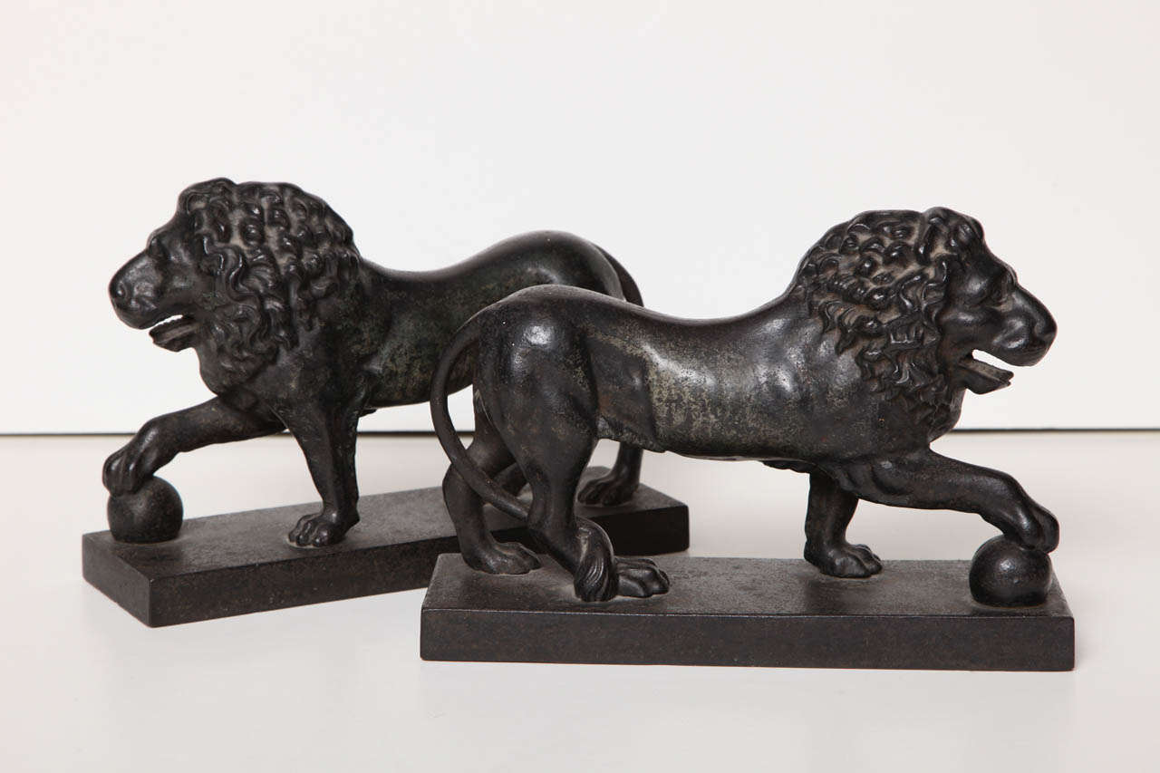 A Pair of 19th Century English Cast-Iron Lions 3