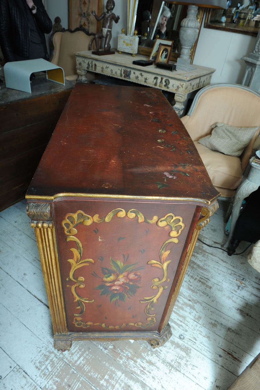 19th Century Italian Chest of Drawers For Sale 6