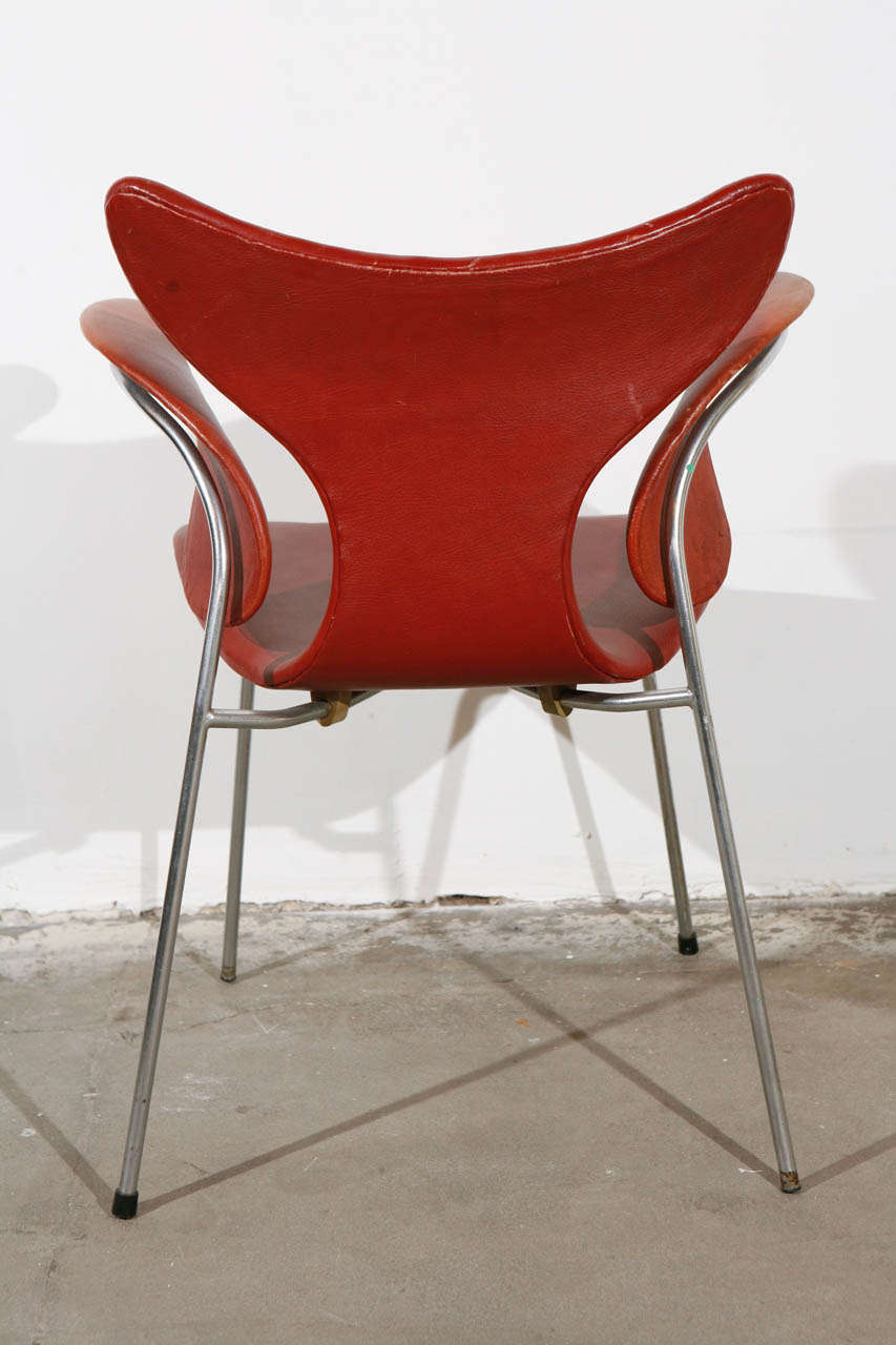 Leather Pair of Arne Jacobsen 'Lily' Armchairs