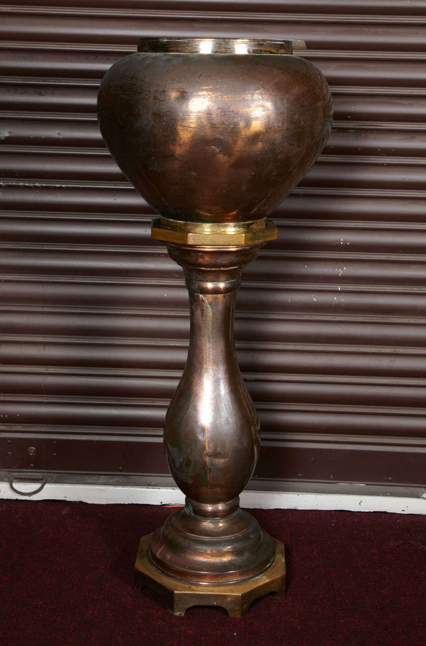 Large 19th Century Urn with Base For Sale 3