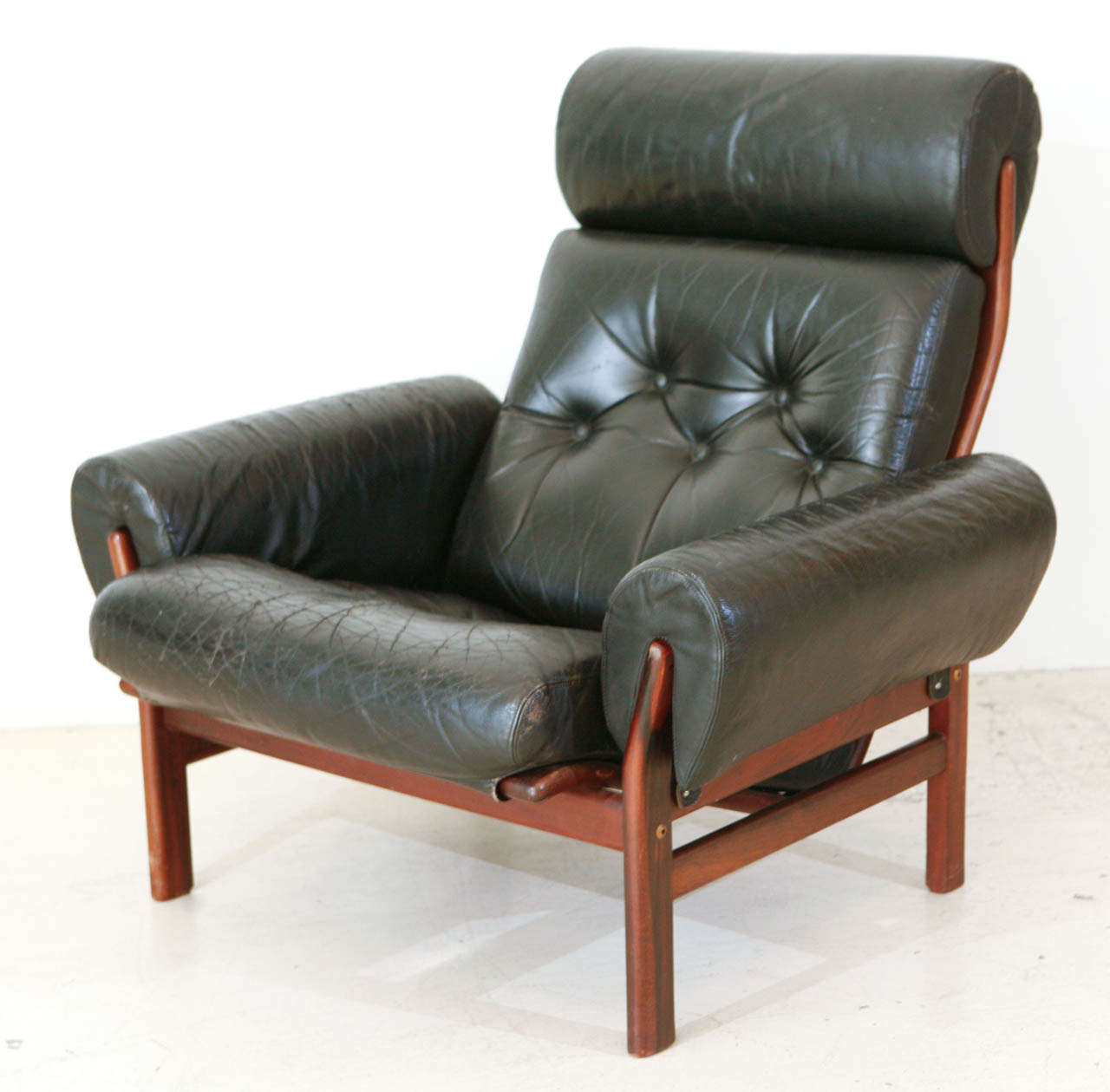 Norwegian Black Leather Club Chair In Excellent Condition In Los Angeles, CA