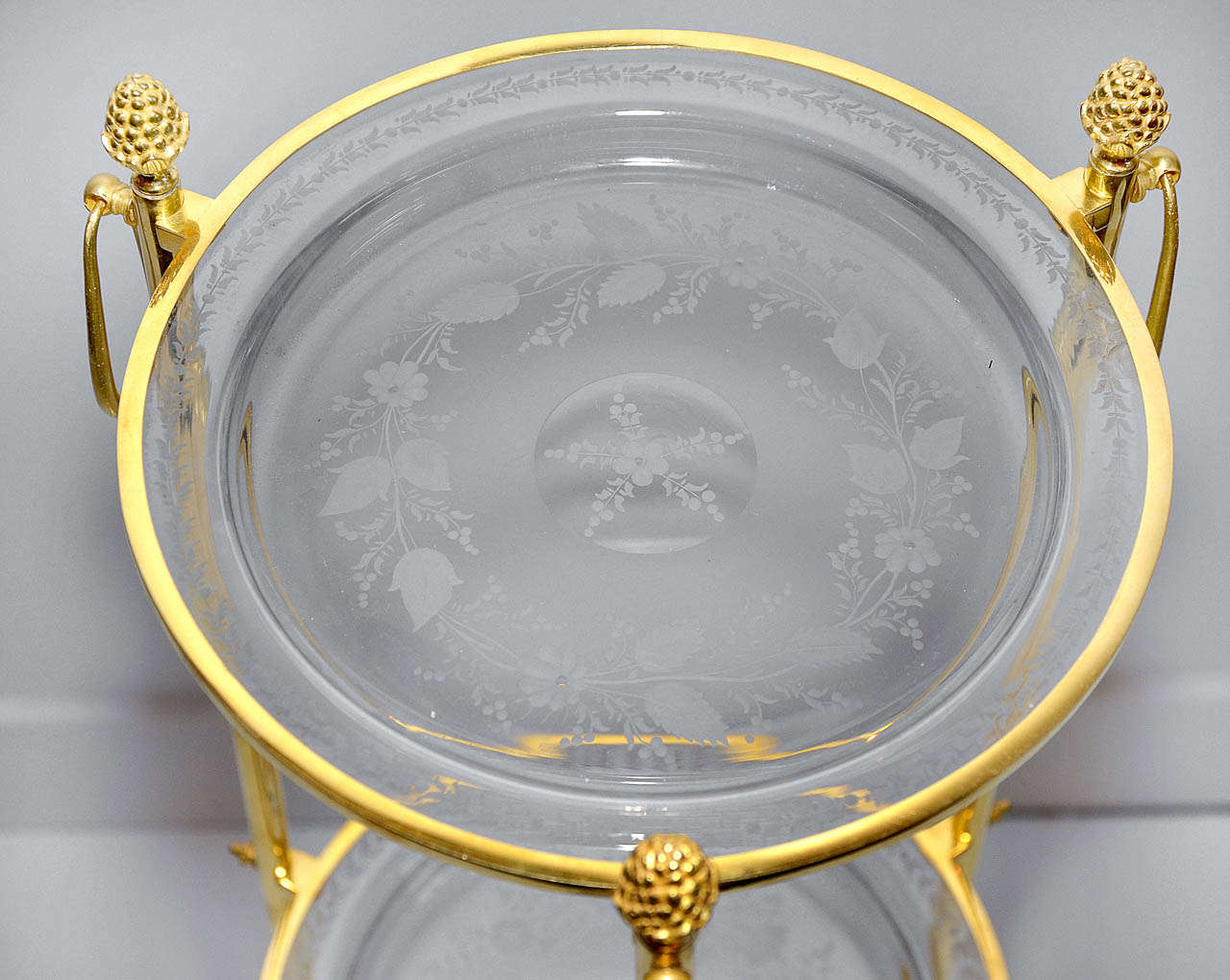 Unusual Crystal and Bronze Three Level Cake Stand In Excellent Condition For Sale In Paris, FR