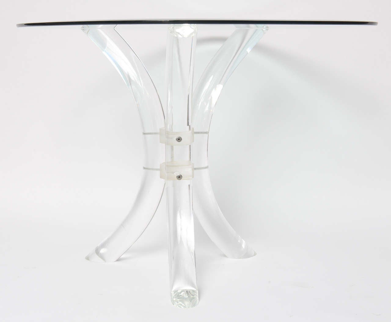 Mid-Century Modern Simply chic.. Lucite Table
