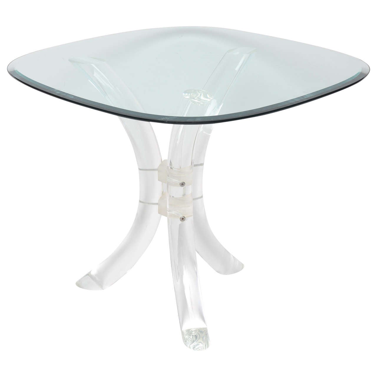 Simply chic.. Lucite Table