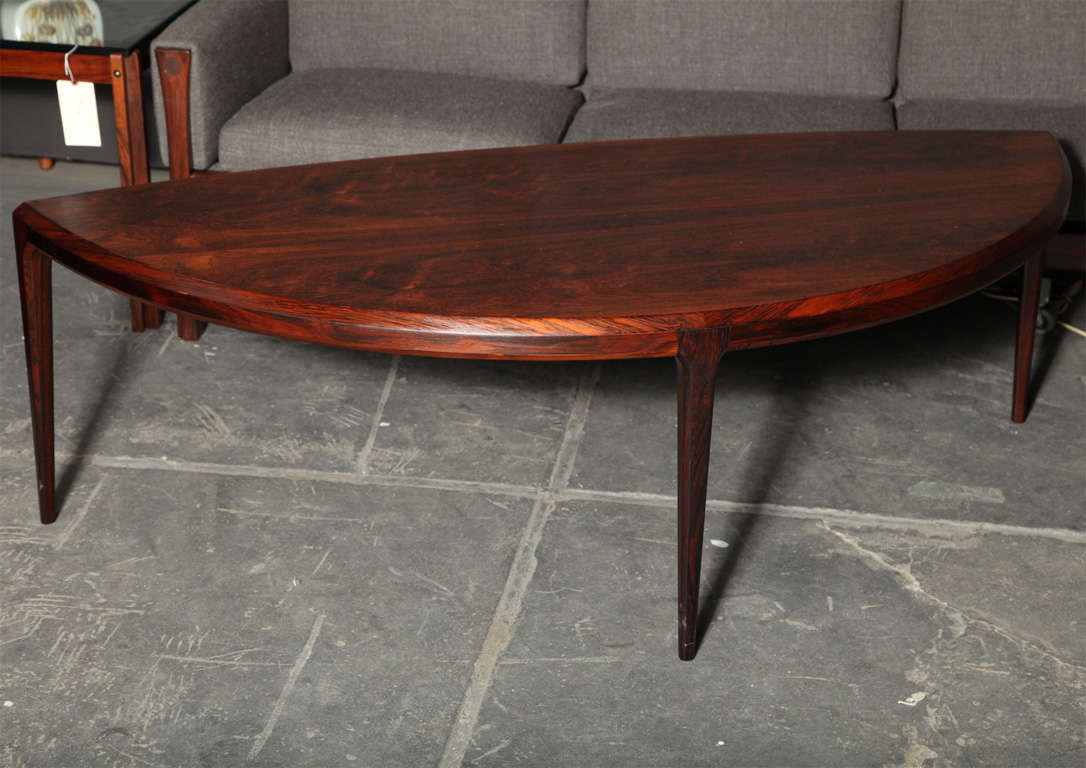 Rosewood Leaf-shaped 3-Legged Coffee Table