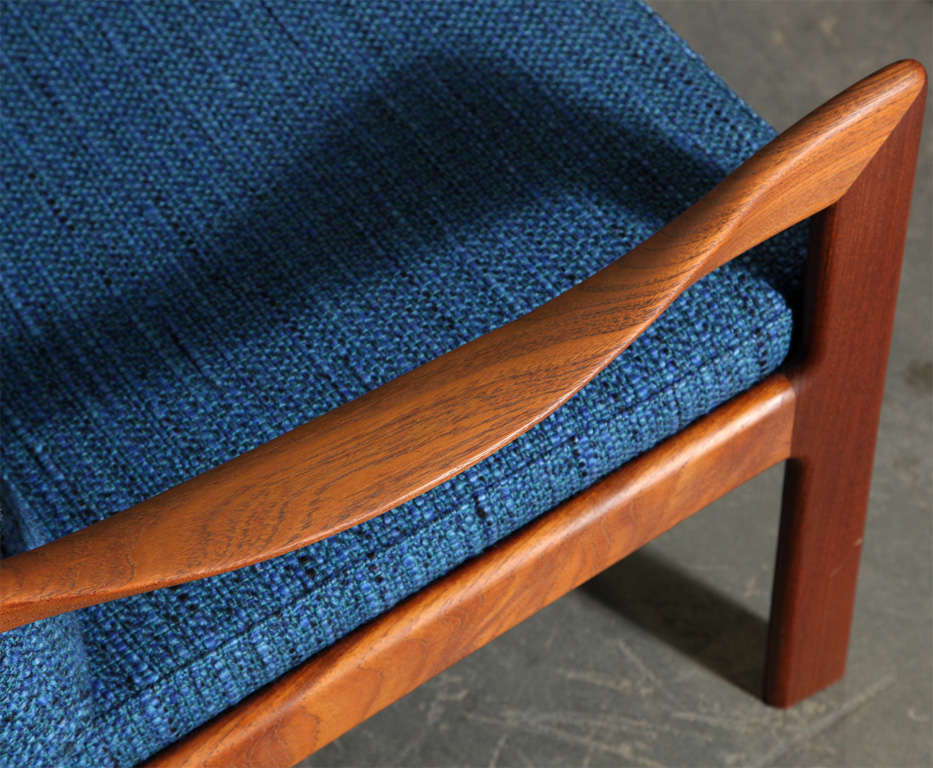 Pair of Teak and Blue Armchairs by Illum Wikkelso In Excellent Condition In New York, NY