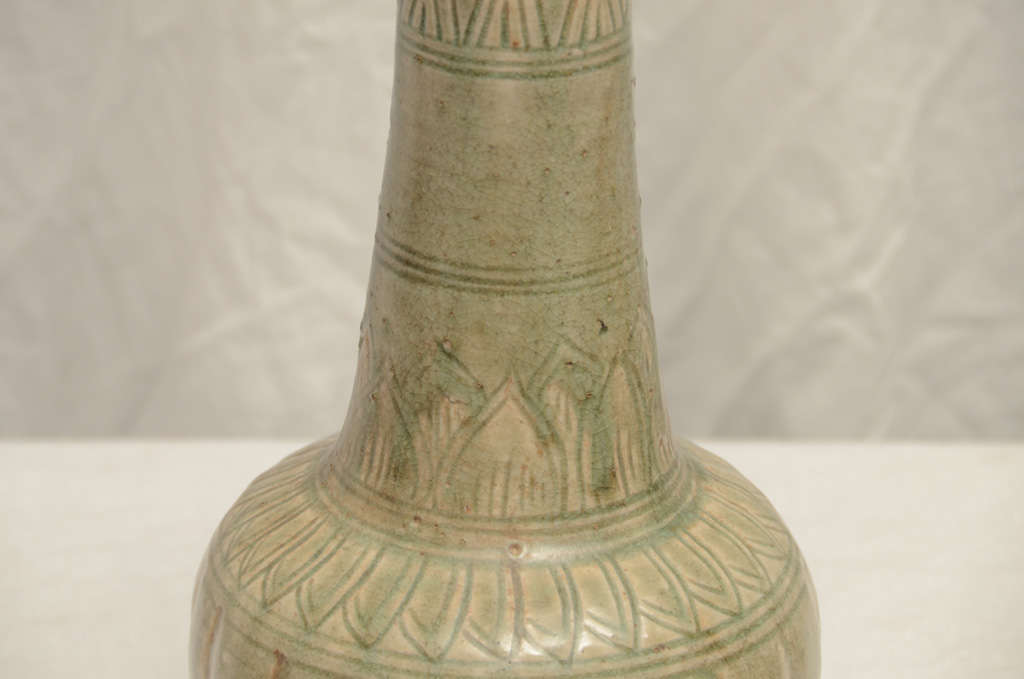 Thai Vase 2