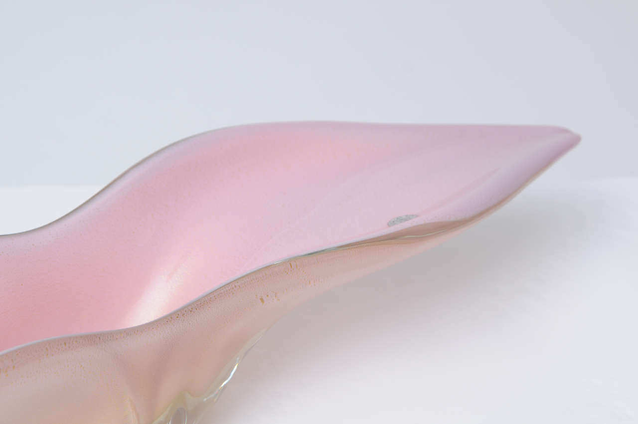 Mid-20th Century Gorgeous Alfredo Barbini Handblown Murano Glass Centerpiece Bowl