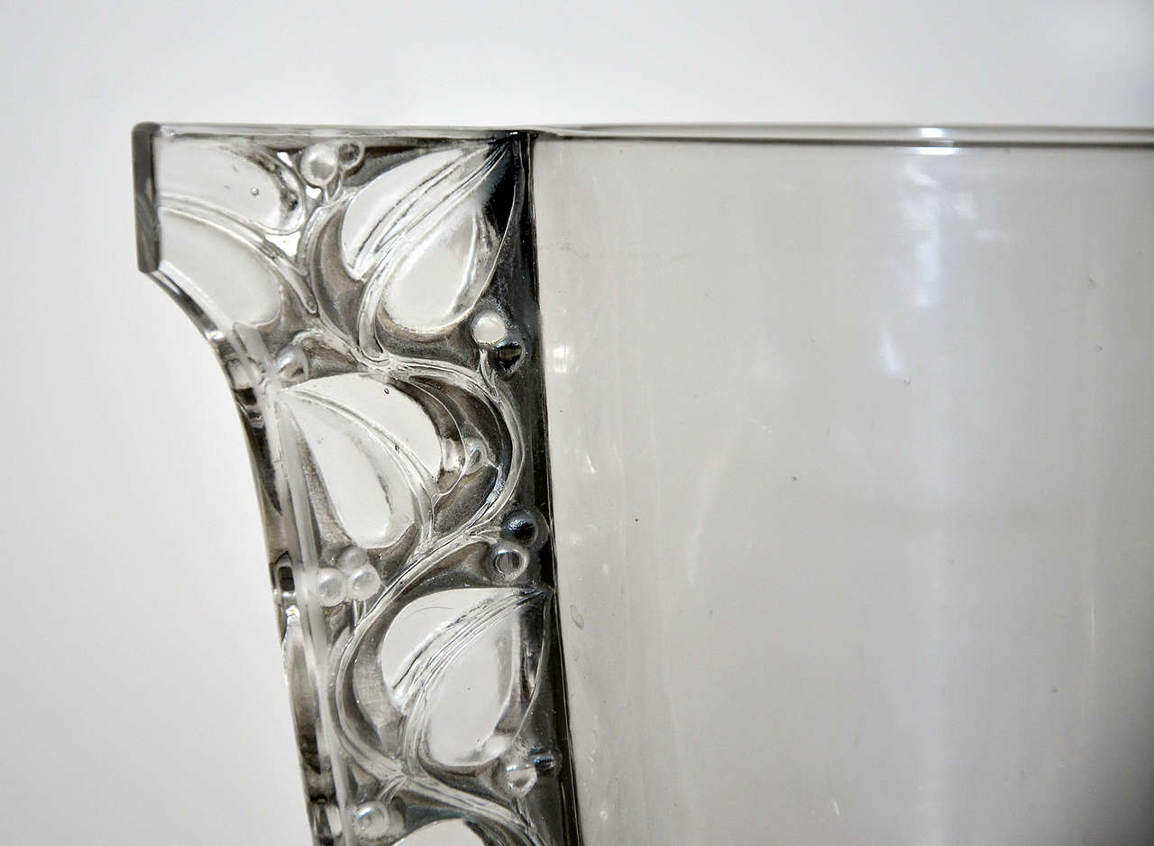 20th Century Vase Honfleur by René Lalique For Sale