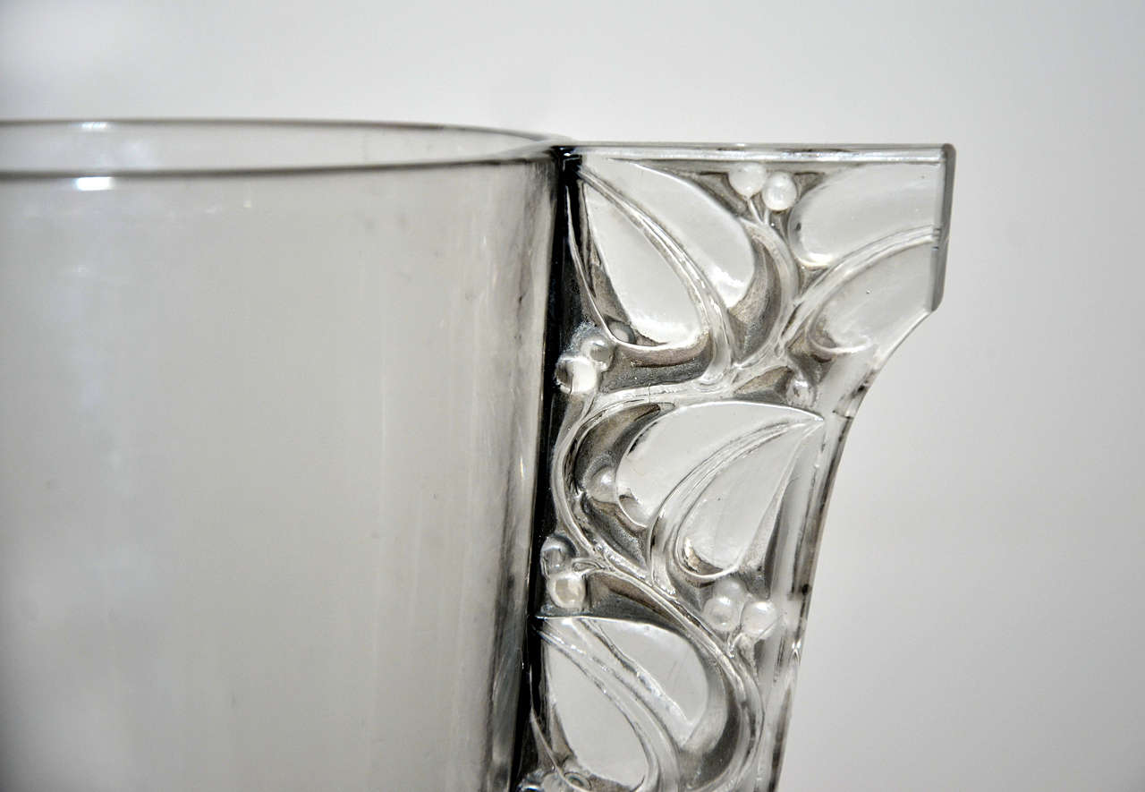 Vase Honfleur by René Lalique For Sale 1