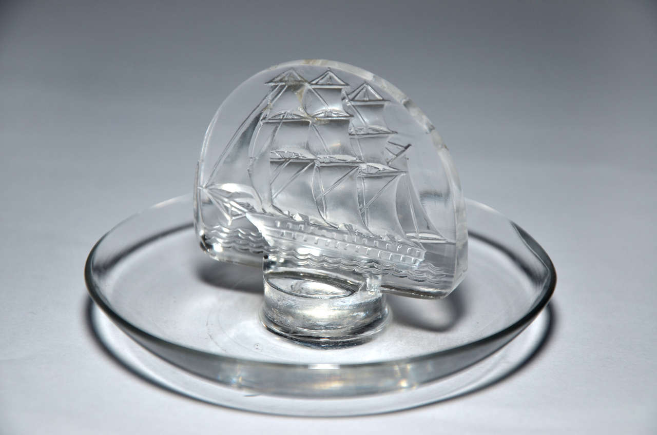 Round Ashtray : Caravelle By Rene Lalique For Sale 1