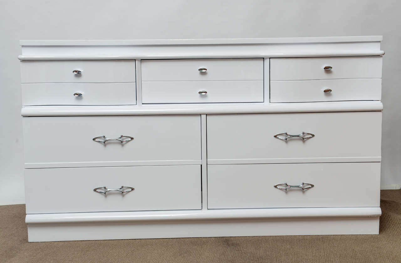 Glamorous White 1940s Dresser For Sale 2