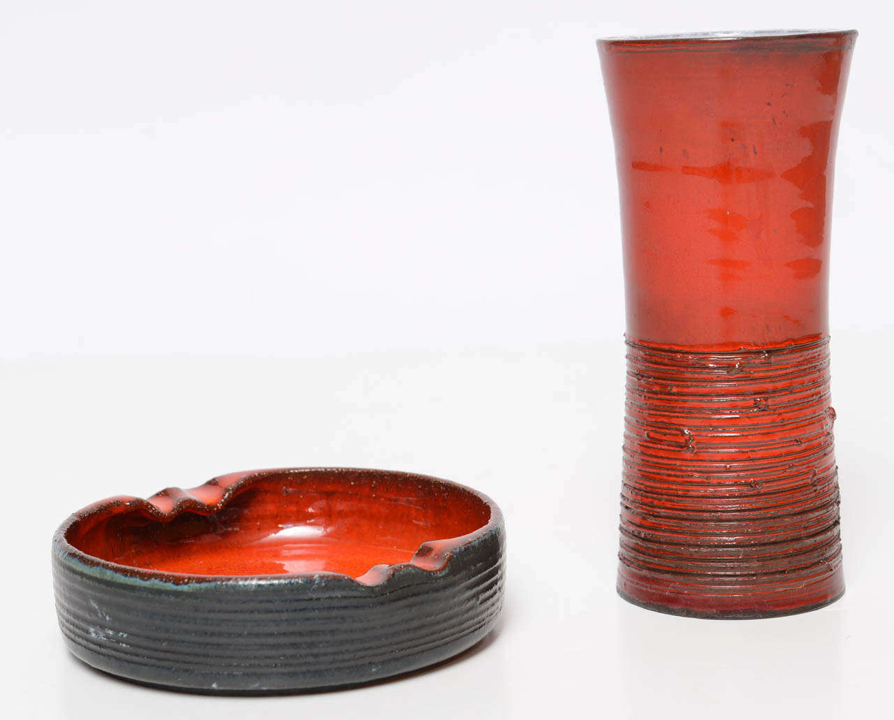 Unknown 1970s Orange|Red Handmade Ceramic Ashtray and Vase Set For Sale