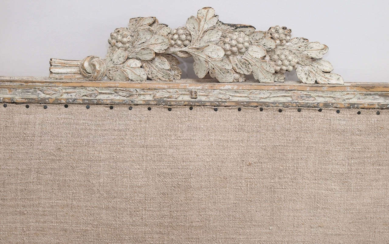 Louis XVI Style Settee In Excellent Condition In New Orleans, LA