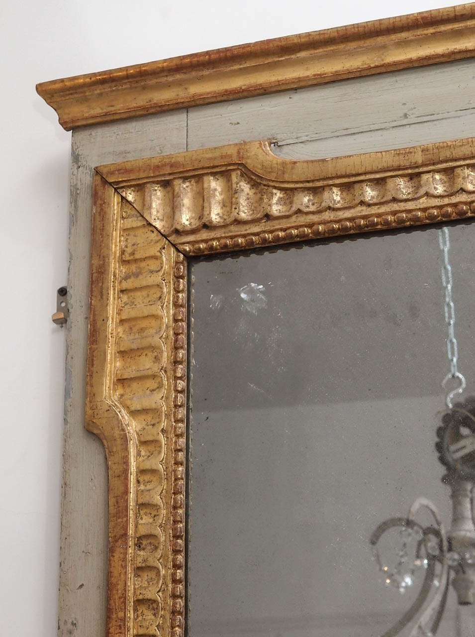 Louis XVI Style Giltwood Mirror In Excellent Condition In New Orleans, LA