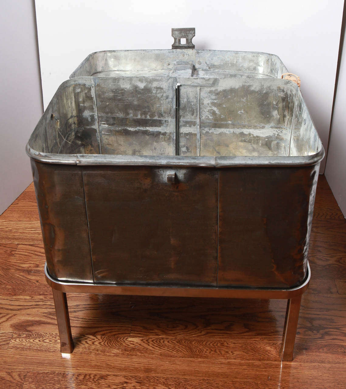 19th Century Steel Hat Box For Sale 3