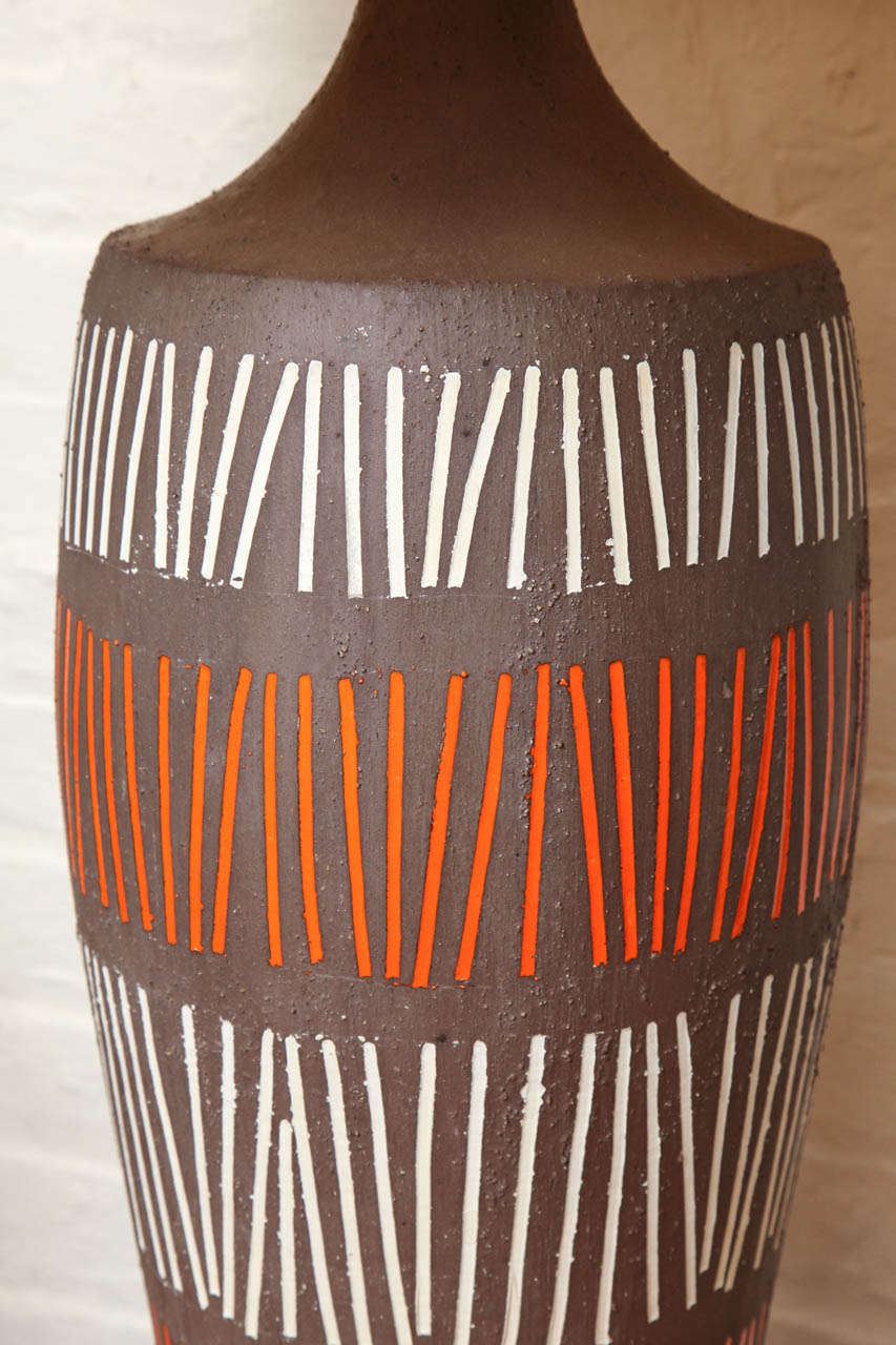 Large Ceramic Lamp With Orange And White Geometric Stripe Design C. 1960 In Excellent Condition For Sale In New York, NY