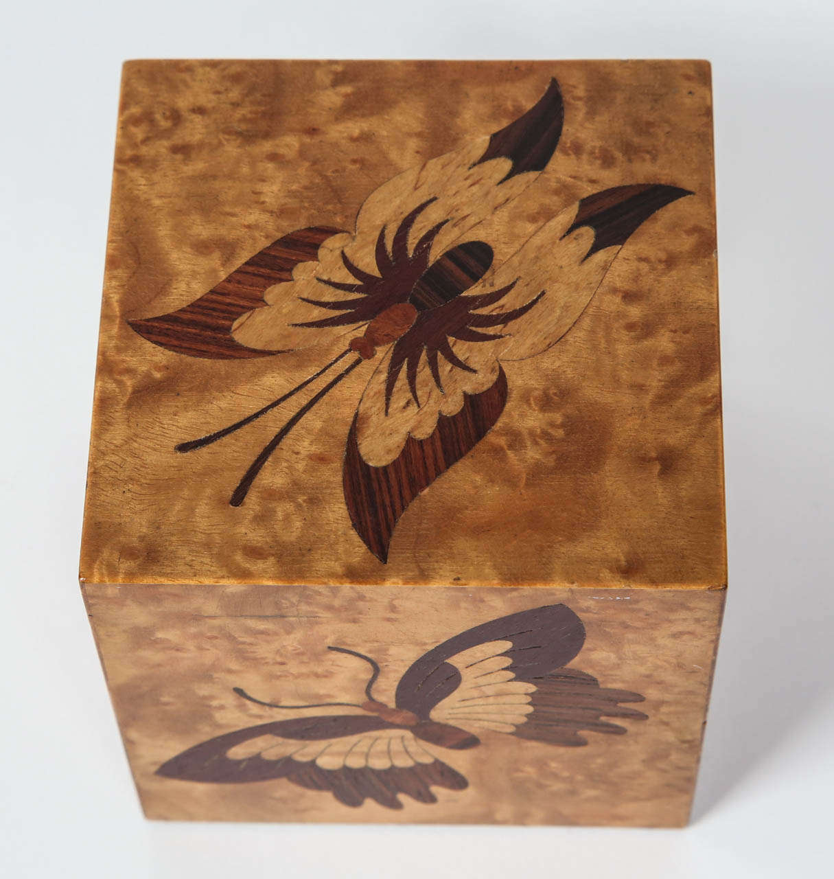 Exquisite Burlwood Marquetry Cube by Andrew Szoeke For Sale 3