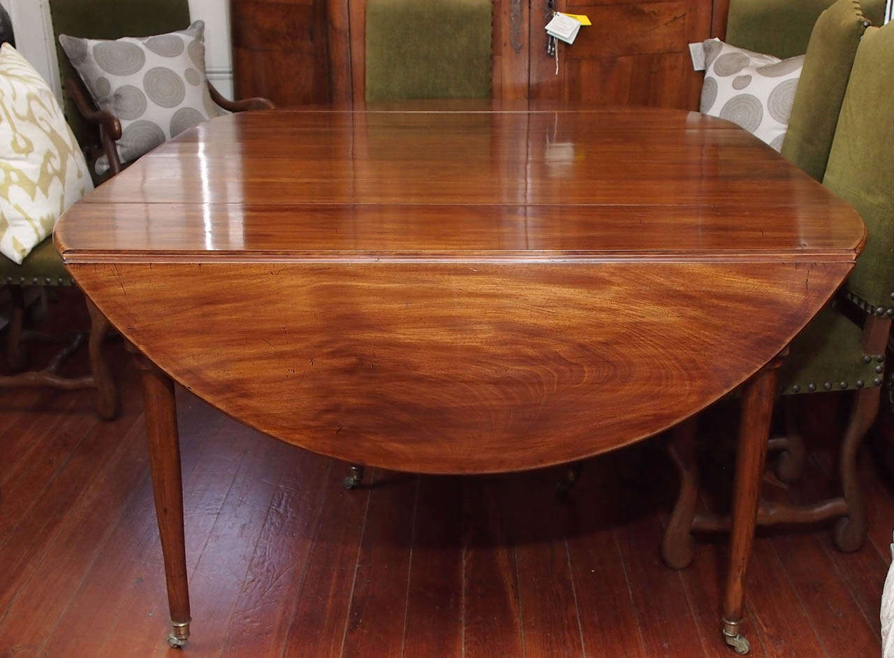 18th Century Directoire Dining Table For Sale 1