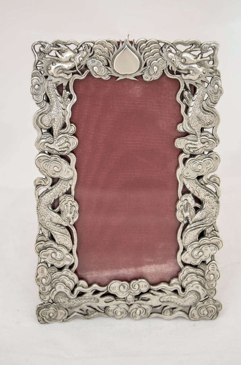 Pair of Chinese Export Silver Photo Frames In Good Condition In London, GB