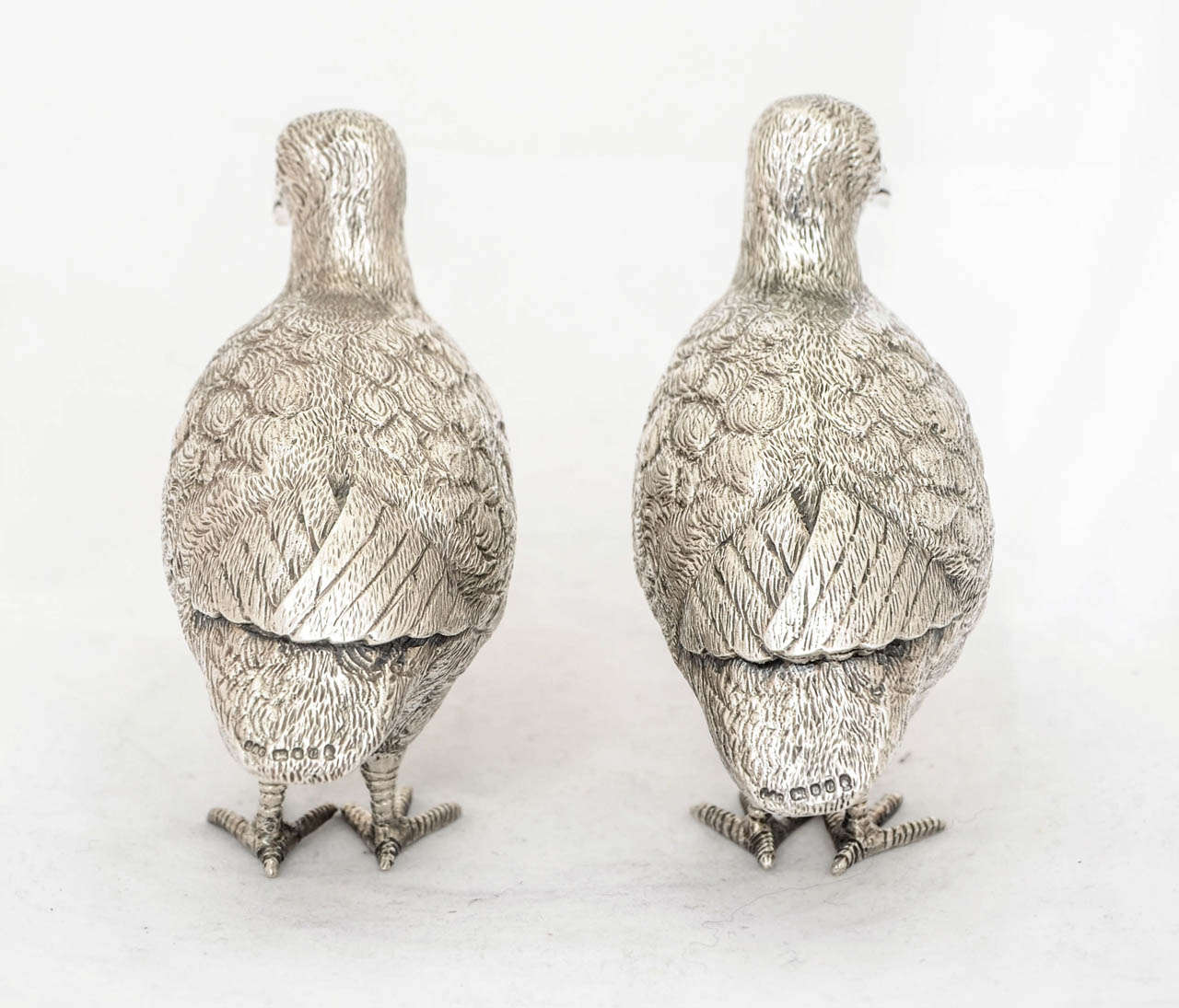 Pair of Sterling Silver Partridges In Excellent Condition For Sale In London, GB