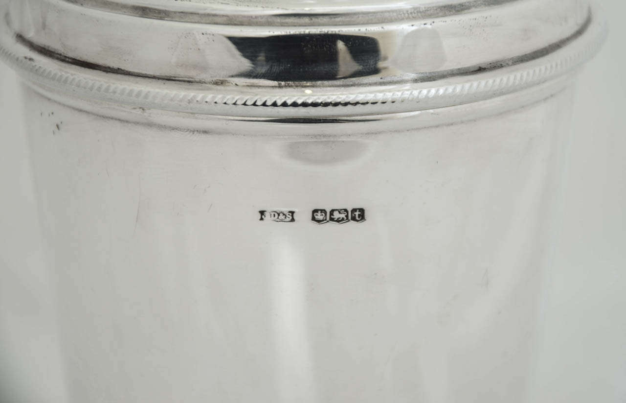 Sterling Silver Cocktail Shaker In Good Condition In London, GB