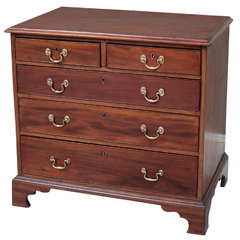 Georgian Bachelor's Chest