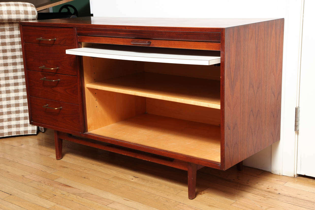 Jens Risom Danish/American  Walnut Sideboard. Circa 1960 3
