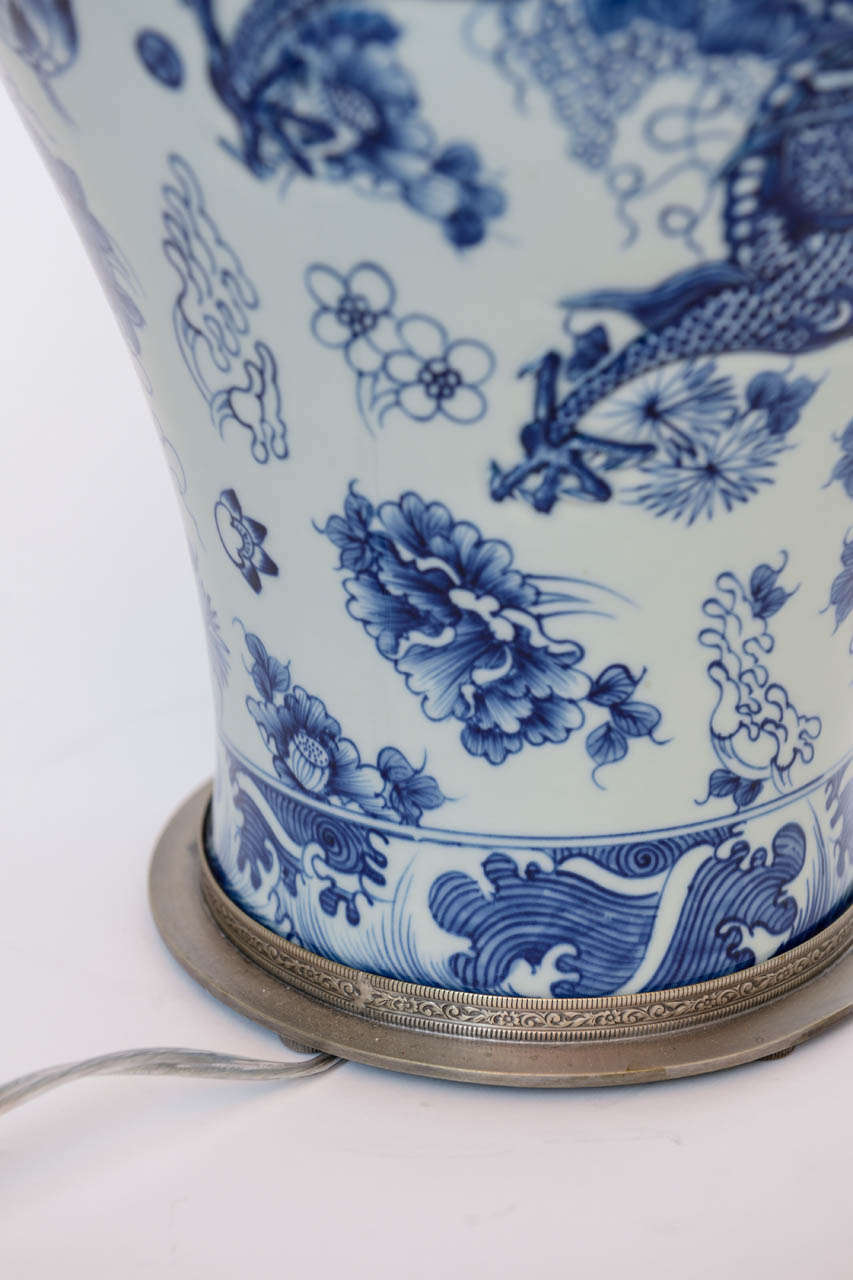 A pair of balustrade shaped Chinese porcelain vases 2
