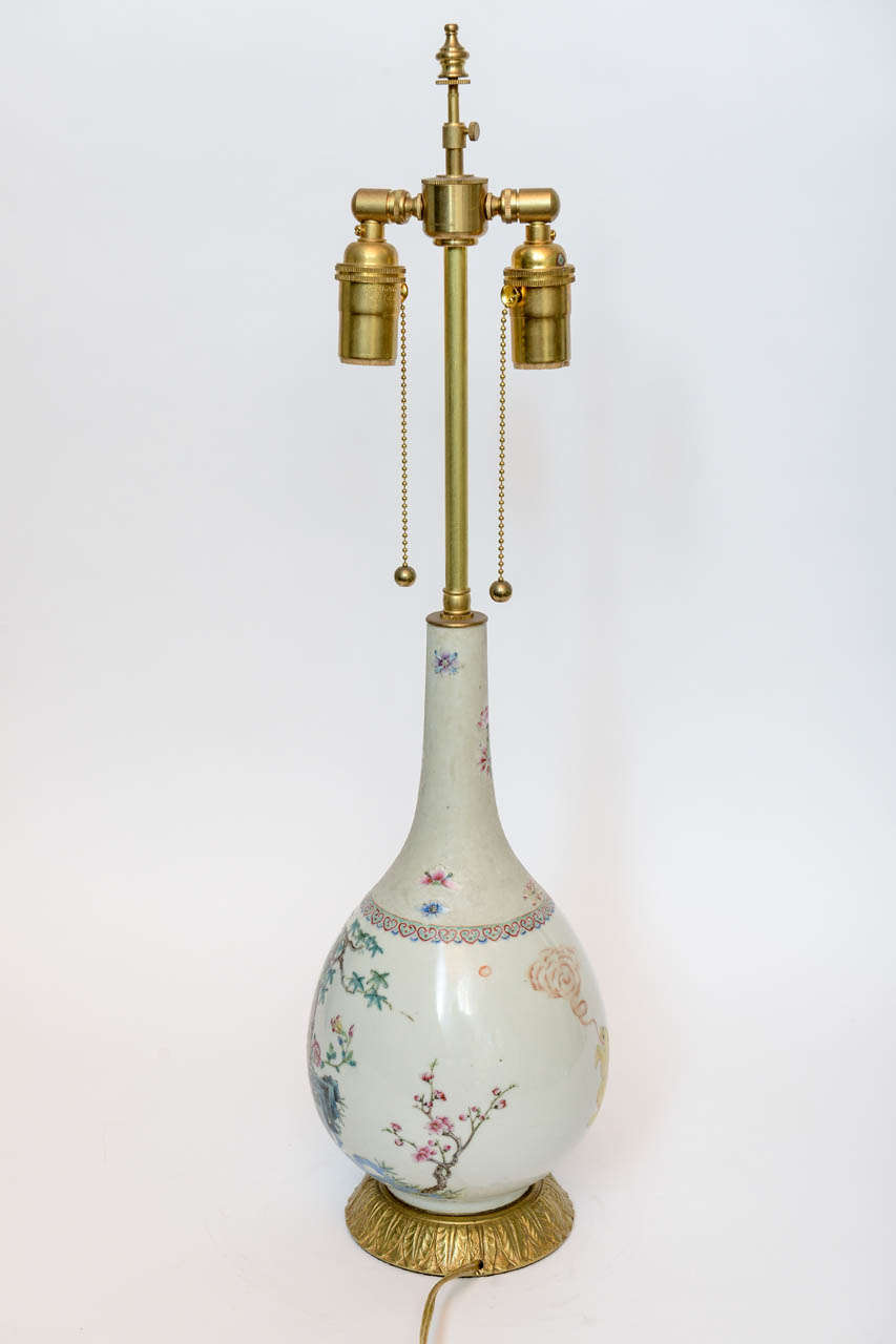 Pair of Bronze-Mounted Chinese Porcelain Lamps For Sale 2