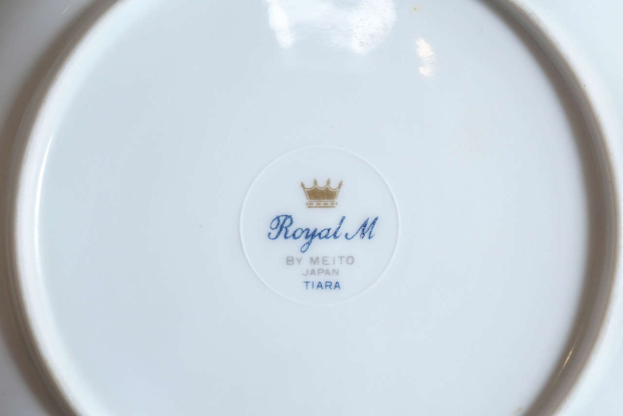 Porcelain Set of Royal M China Dinnerware by Meito