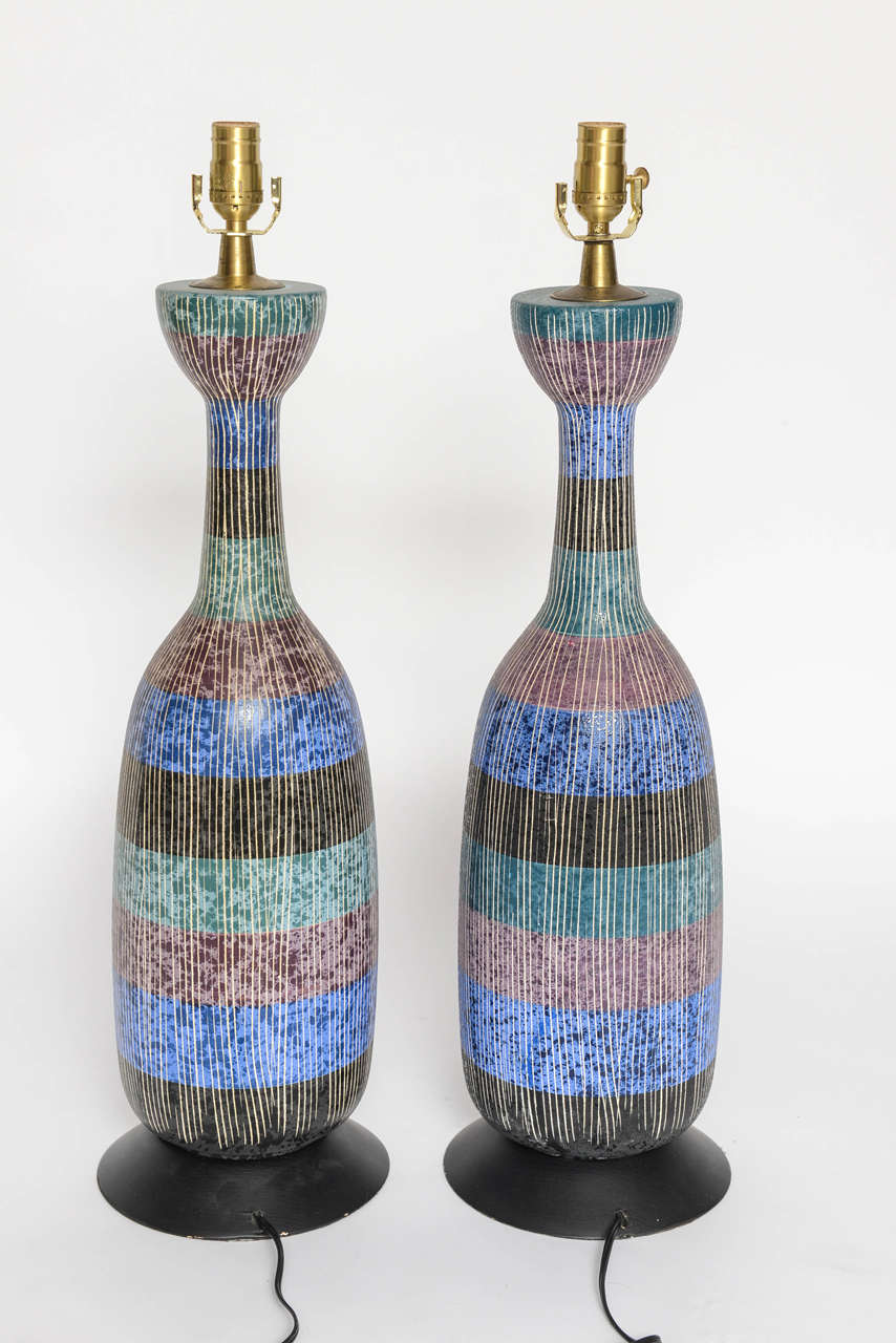 An Italian textured S graffito large-scale ceramic lamps produced in the 1960s by Bitossi.
 