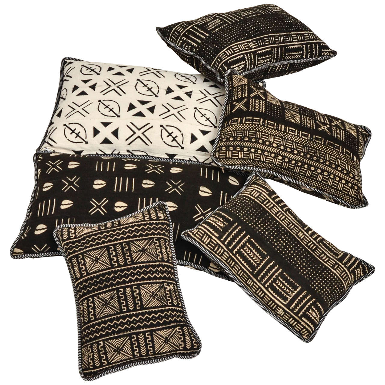 Moroccan Throw Pillows at 1stdibs
