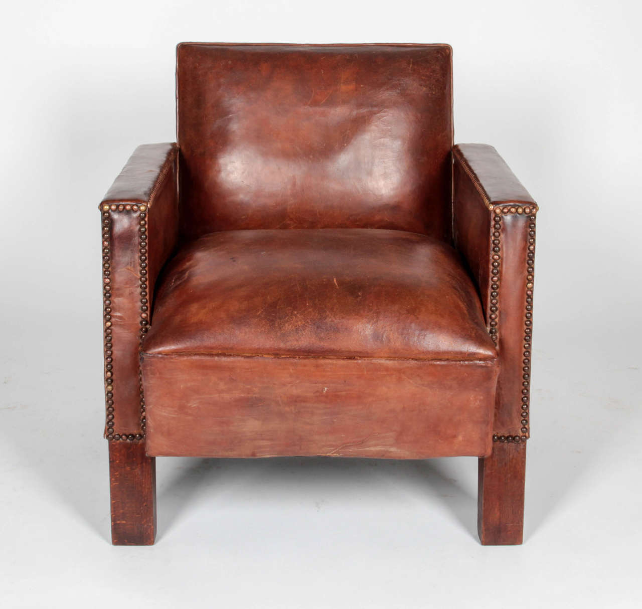 Pair of Aged Brown Leather Art Deco Club Chairs In Excellent Condition In New York, NY