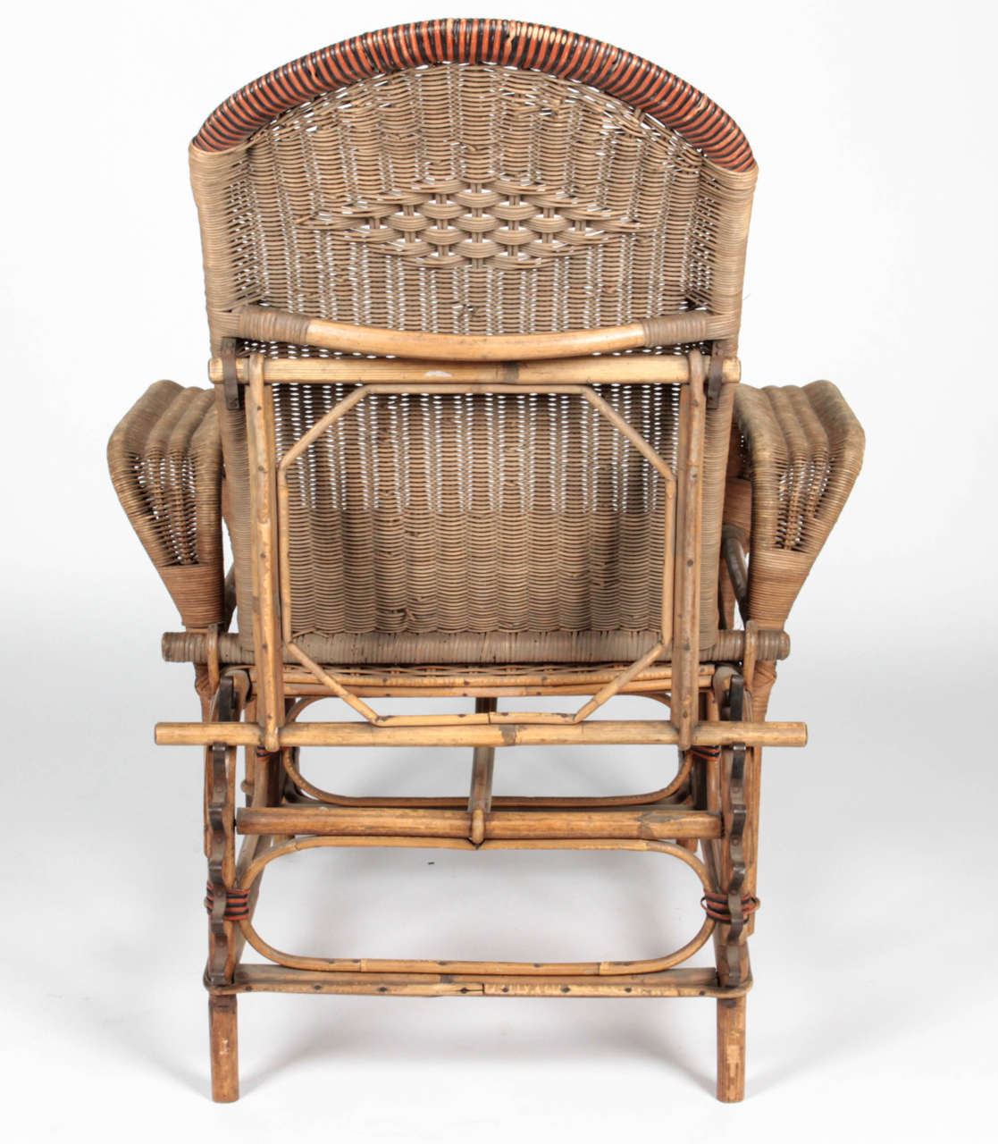 Art Deco Reclining Wicker Lounge Chair with Detachable Foot Rest 1