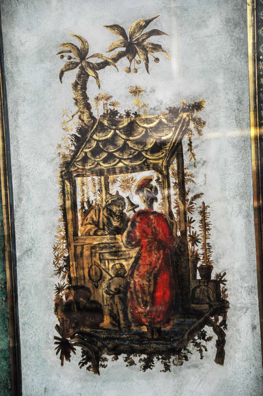 Chinoiserie English Mid-Century Reverse-Painted Mirror Floor Screen, circa 1970 For Sale