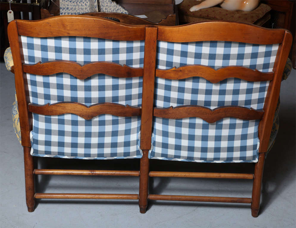 Charming French Toile Settee In Excellent Condition In West Palm Beach, FL