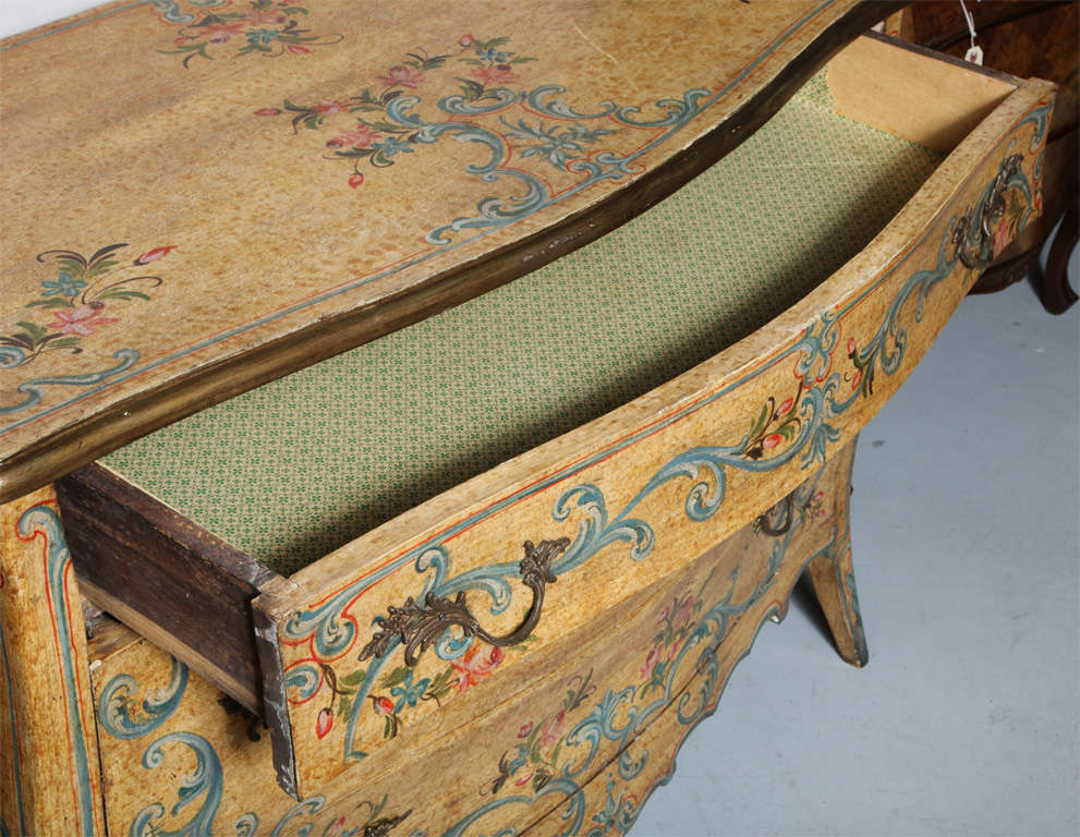 Pair of Italian Painted Bombay Commodes 3