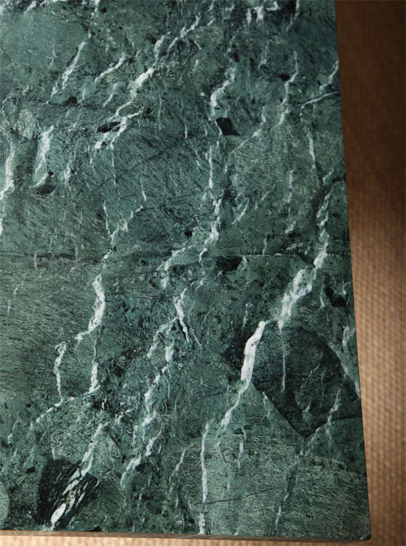 Tavolo Albrizzi Architectural con base in acciaio e marmo Serpentina Verde In condizioni buone in vendita a North Miami, FL