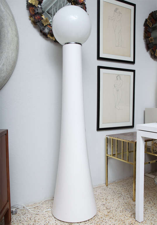 60's Italian Fiberglas Floor Lamp by Gae Aulenti 1