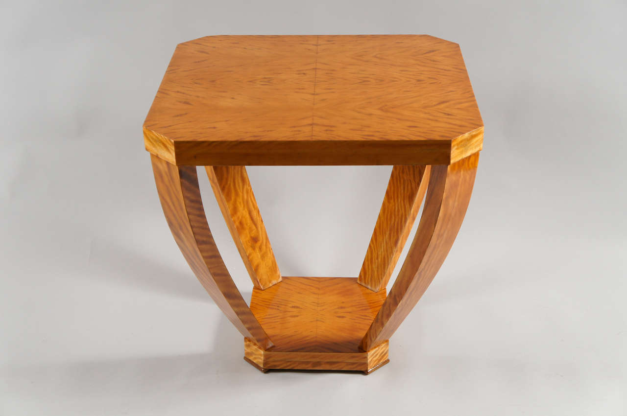meuble en bois de citronnier