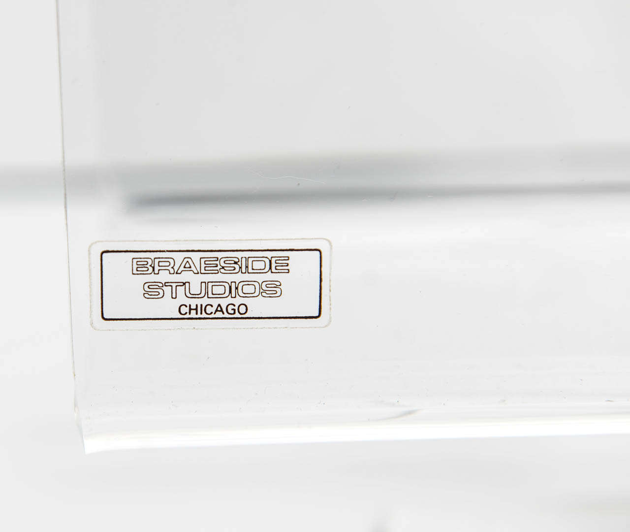 Vieux Porte-revues en chêne et Lucite 3