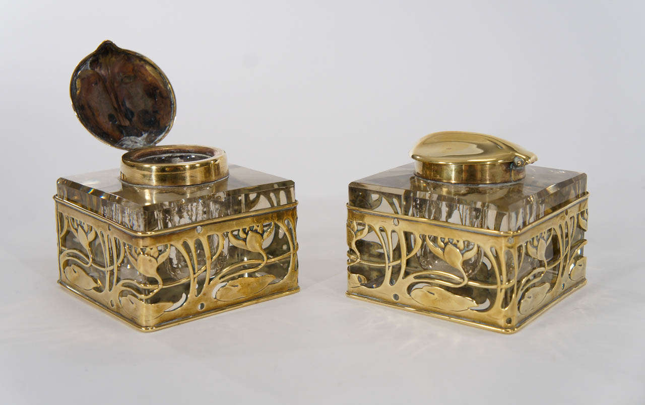 Art Nouveau Double Inkwell Brass & Solid Crystal circa 1890 For Sale 3