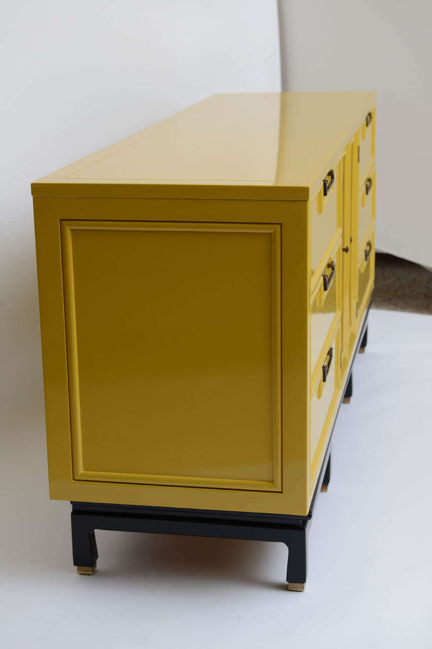 Fine 1960s Asian Inspired Mustard Lacquer Nine Drawer Dresser 2