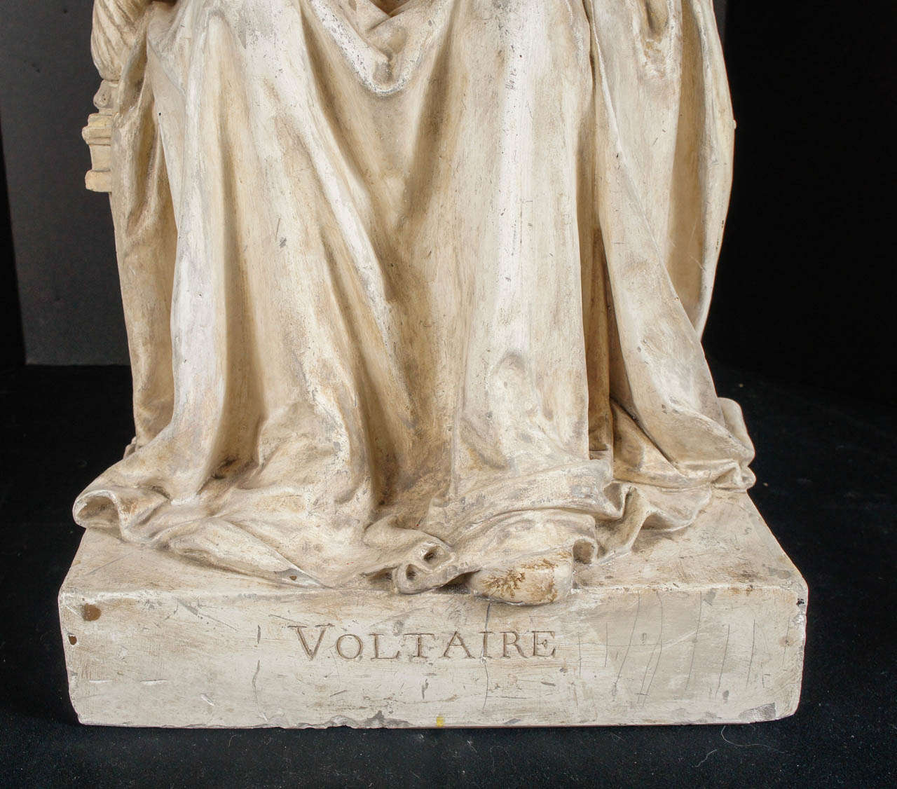 A Fine Large French 19th Century Plaster Maquette of Houdon's Seated Voltaire In Excellent Condition In Hudson, NY