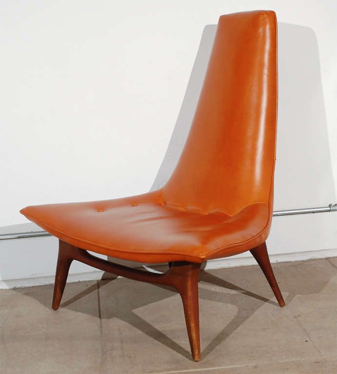 Mid-20th Century Pair Of Lounge Chairs From The Karpen Furniture Company