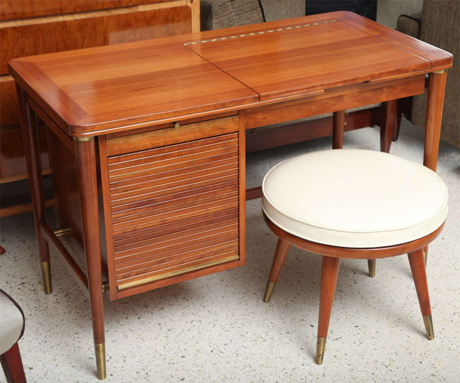 A Widdicomb Walnut Desk/Vanity 5